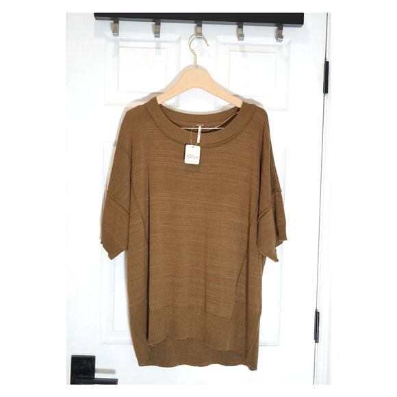 Free People - NWT "WFH" Oversized Short Sleeve Sweater Top in Brown / Size XS - Picture 2 of 8